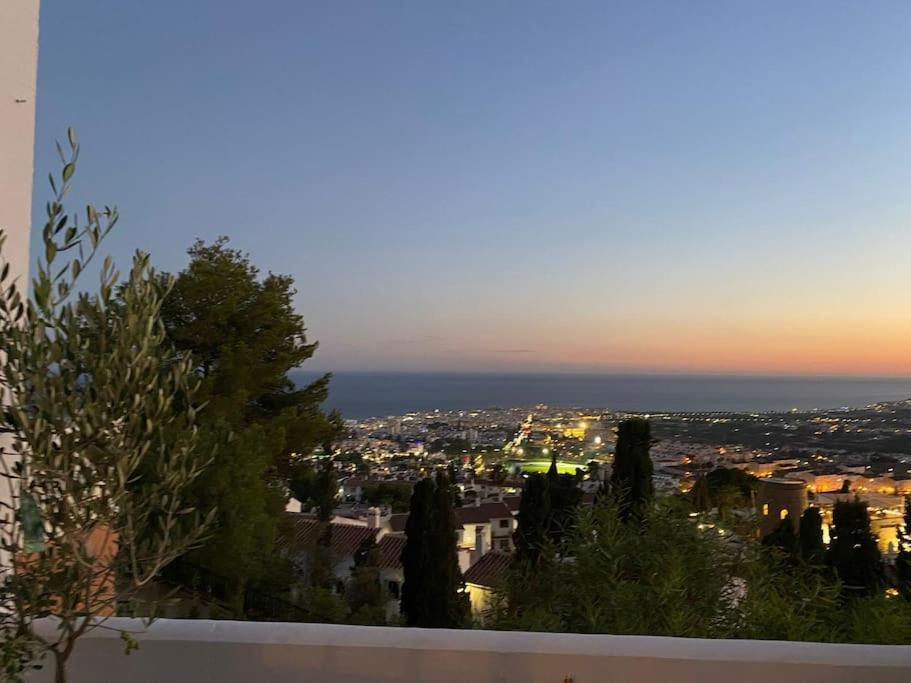 Precioso Apartamento Mandarinos Con Vistas Al Mar Nerja Zewnętrze zdjęcie
