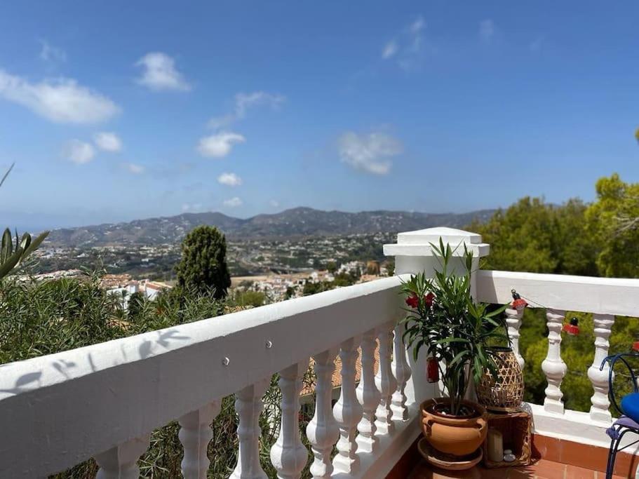 Precioso Apartamento Mandarinos Con Vistas Al Mar Nerja Zewnętrze zdjęcie